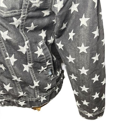 Akademiks Vintage Trucker Star-Patterned Denim Jacket - Black and White - Picture 4 of 16